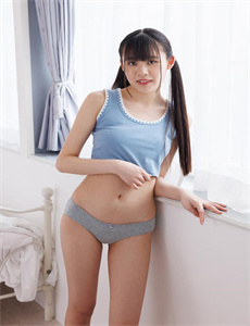 《绳子打结行走嵌入姜汁木马-不扣纽扣的女孩下载》